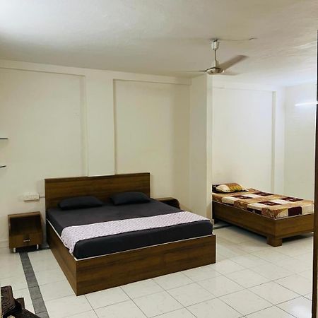 Lara Guest House Hyderabad Eksteriør bilde
